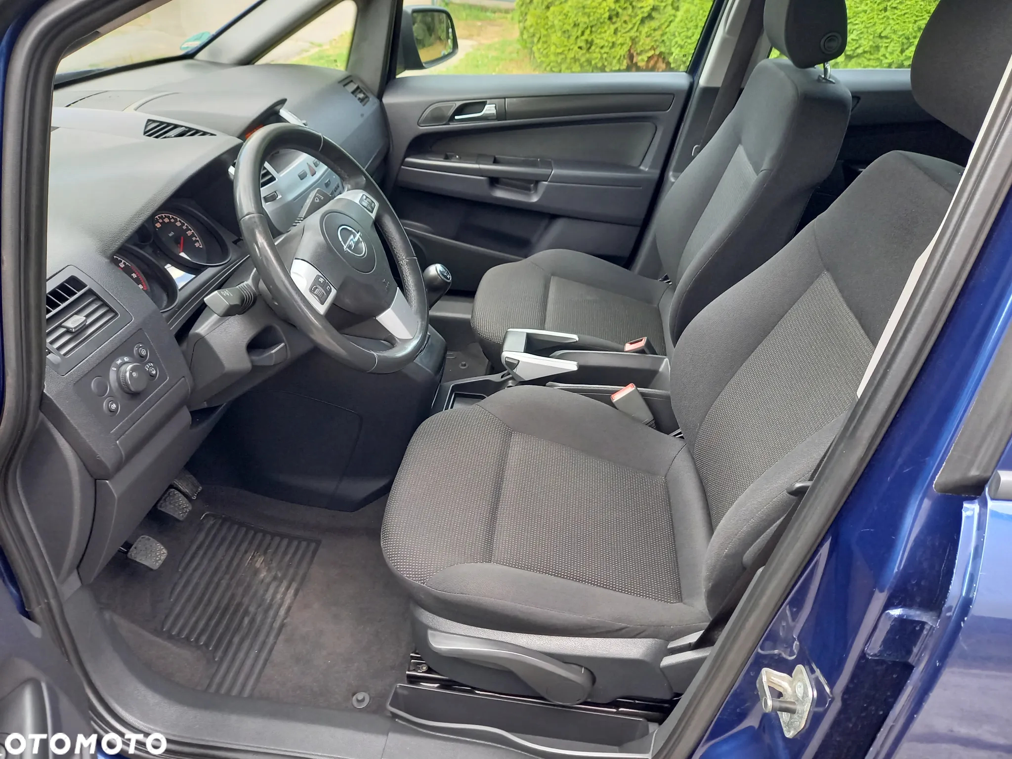 Opel Zafira 1.8 Design Edition - 21