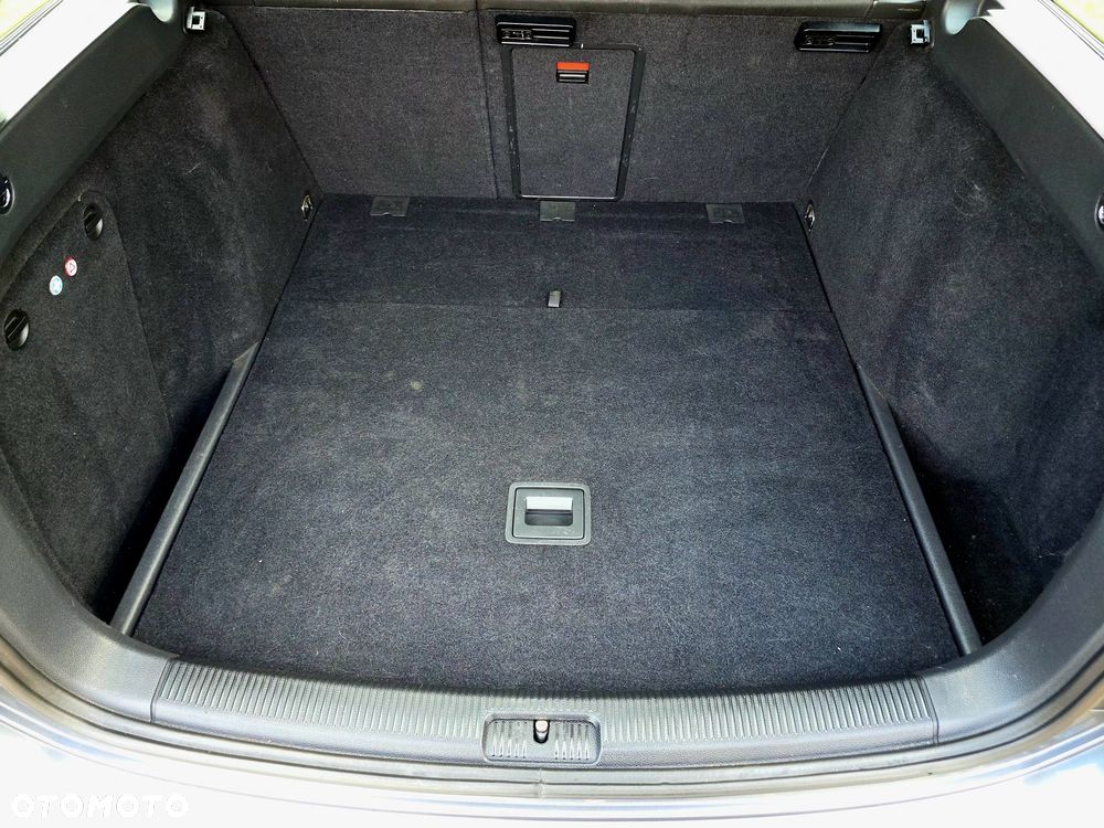 Volkswagen Golf 1.6 TDI BlueMotion Technology Trendline - 27