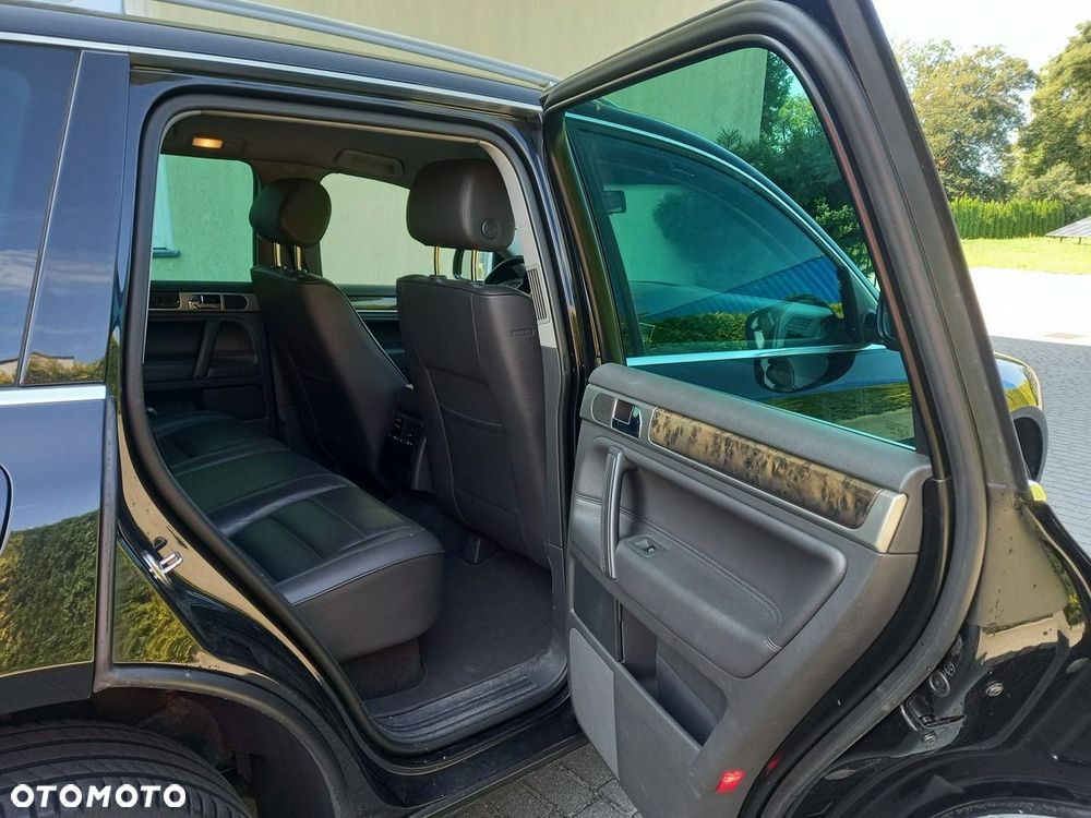 Volkswagen Touareg 3.0 V6 TDI DPF Automatik Individual - 22