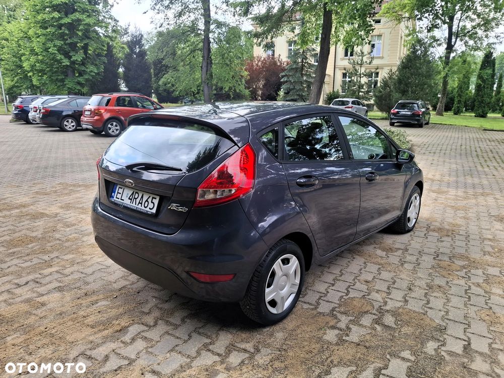 Ford Fiesta 1.25 Champions Edition - 31