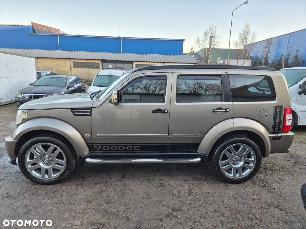 Dodge Nitro 3.7 V6 SLT 4WD - 5