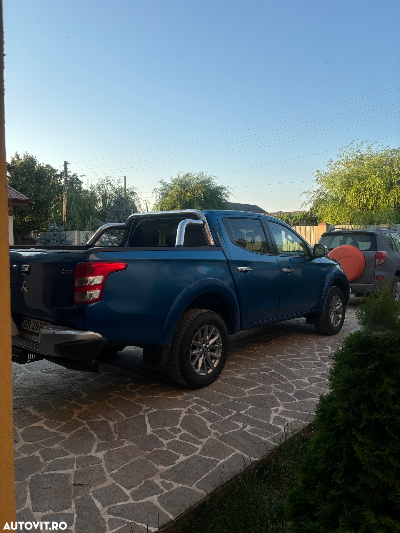 Mitsubishi L200 - 4