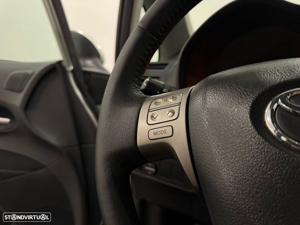 Toyota Auris 1.4 D-4D ACtive+AC - 35