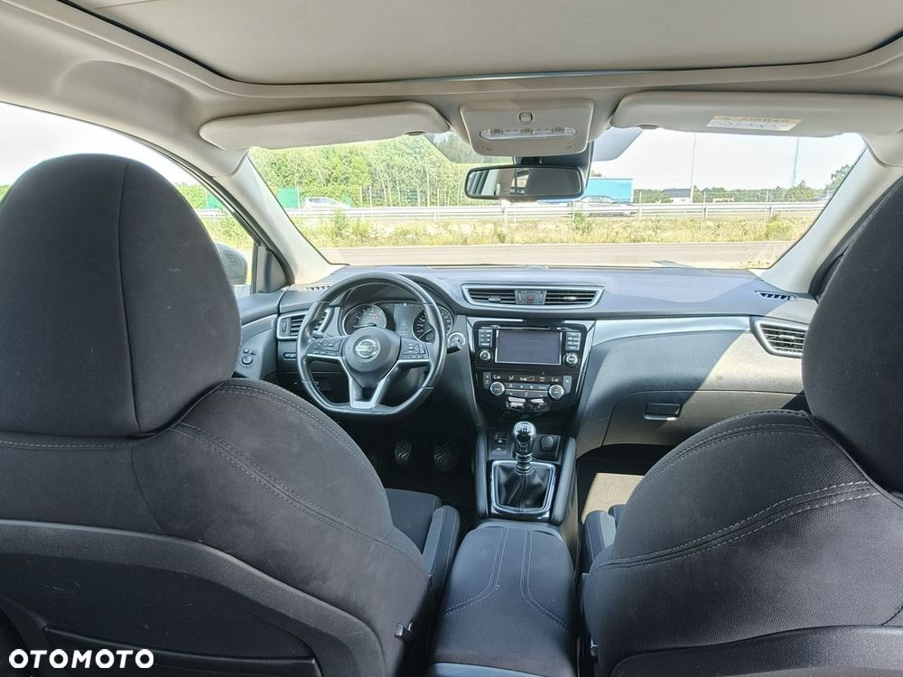 Nissan Qashqai - 16