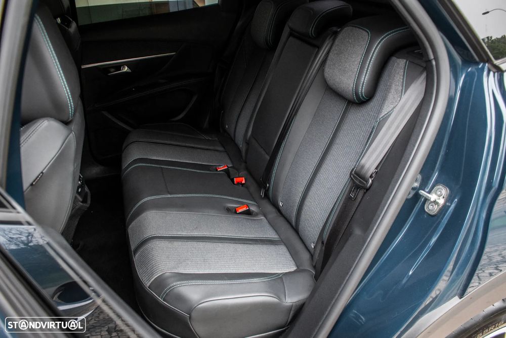 Peugeot 3008 1.6 Hybrid Allure e-EAT8 - 29