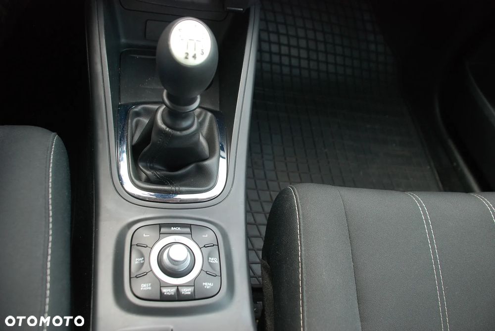 Renault Megane 1.5 dCi Privilege - 24