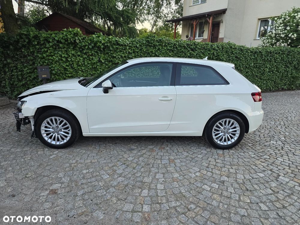 Audi A3 3-drzwiowe 1.4T FSI Attraction - 2