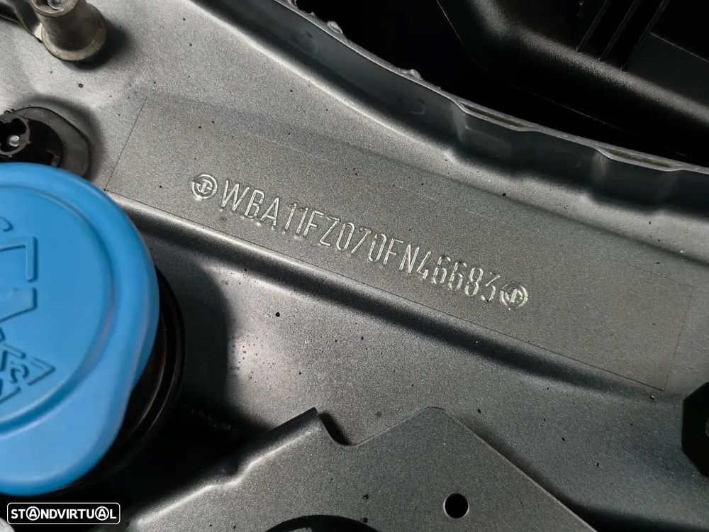 BMW 318 d Auto - 28