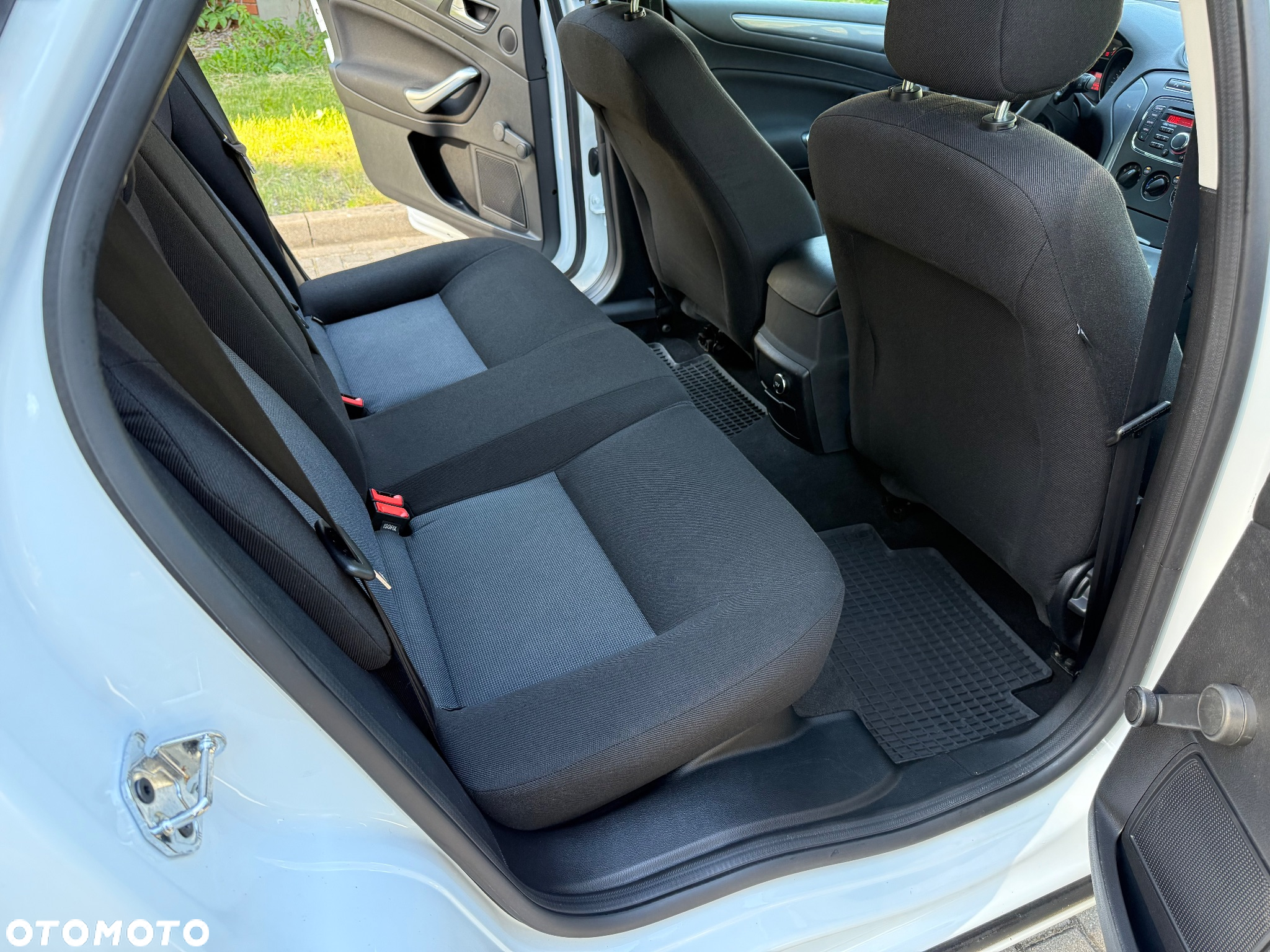 Ford Mondeo - 17