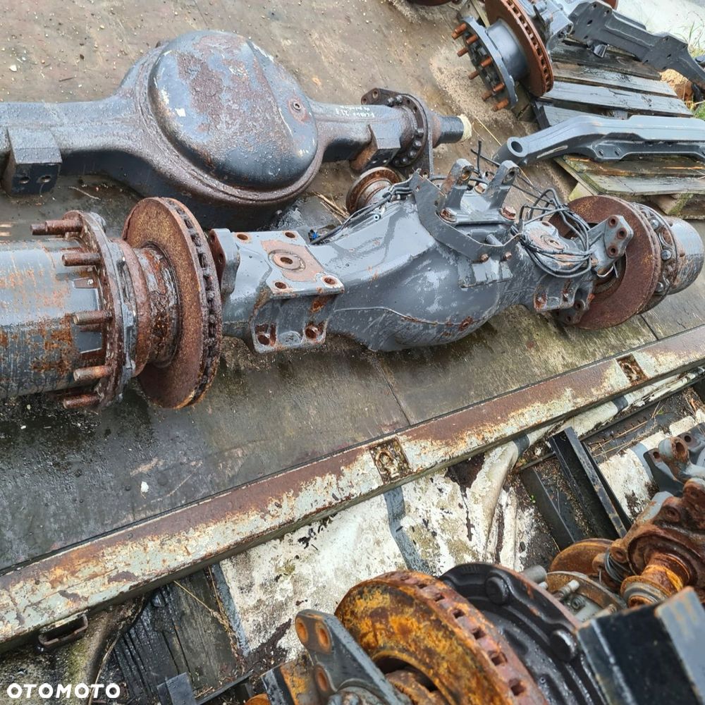 Most dyfer pochwa zwolnice mercedes Axor Arocs Actros 4x4 - 7