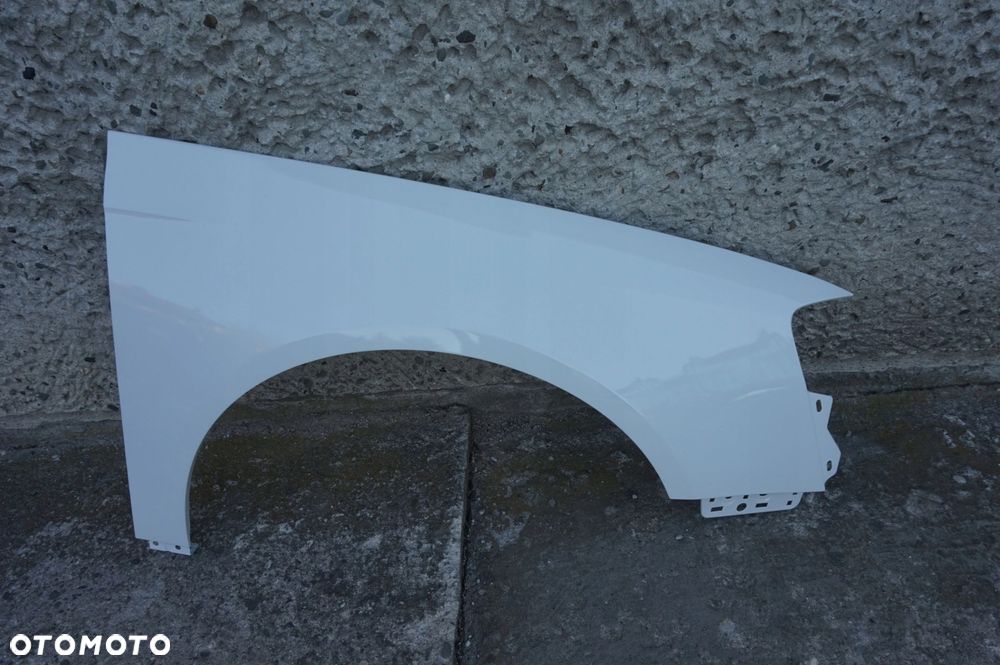 BŁOTNIK PRZEDNI PRAWY VW PASSAT B6 LB9A - 1