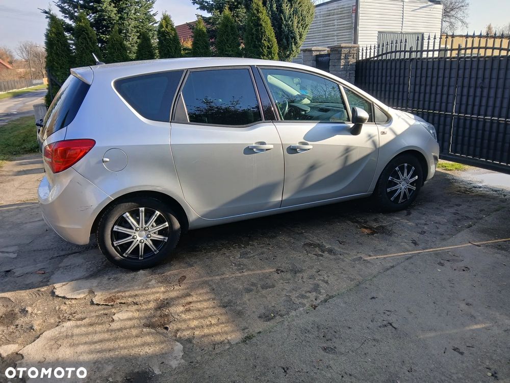 Opel Meriva - 3