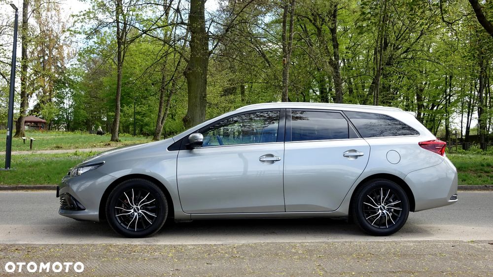 Toyota Auris - 26