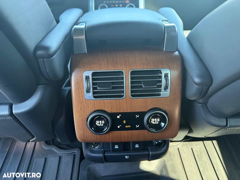 Land Rover Range Rover P400E Vogue - 15