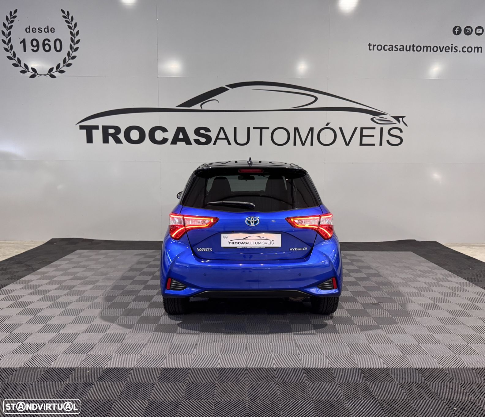 Toyota Yaris 1.5 HSD Exclusive+P.Luxury - 4