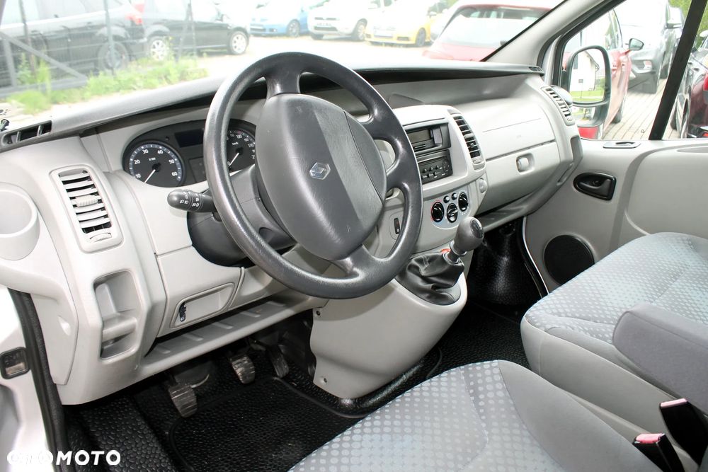Renault Trafic Passenger L2H1 Expression - 10