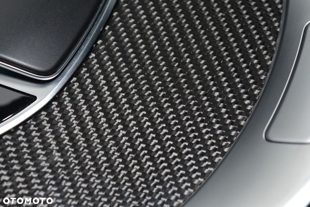 Mercedes-Benz GLC - 25