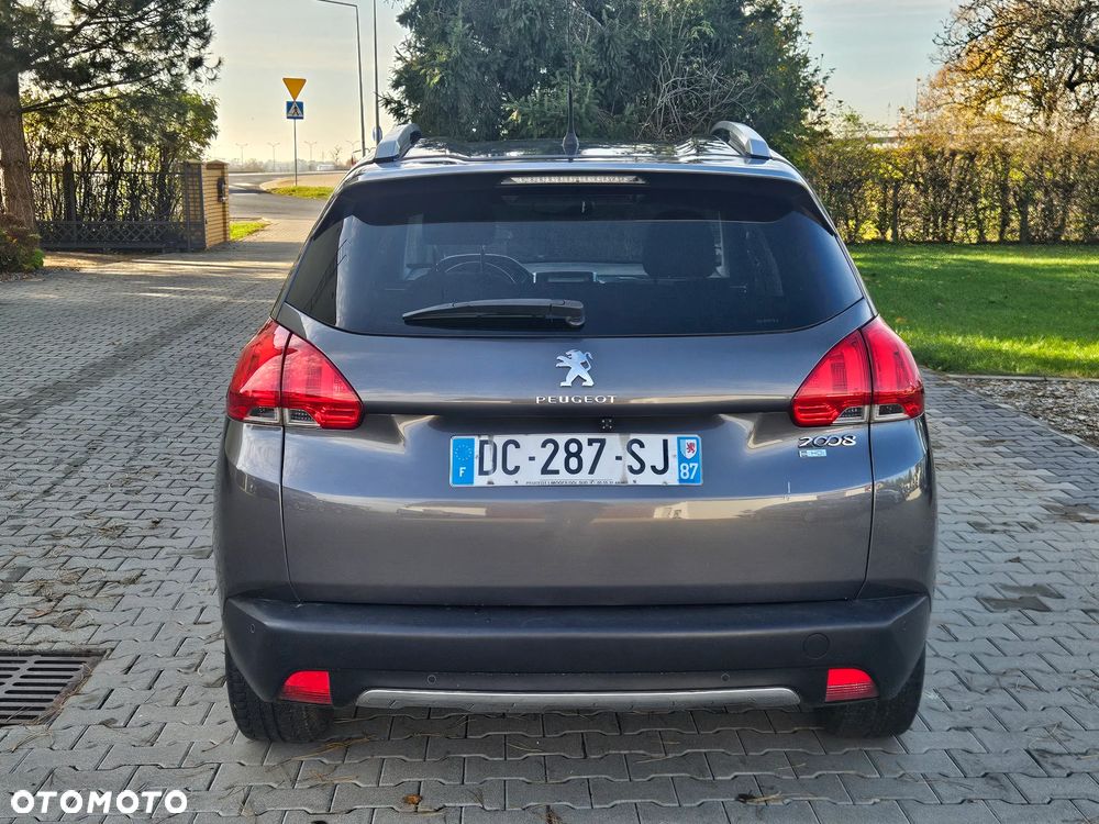 Peugeot 2008 1.6 e-HDi Active S&S - 16