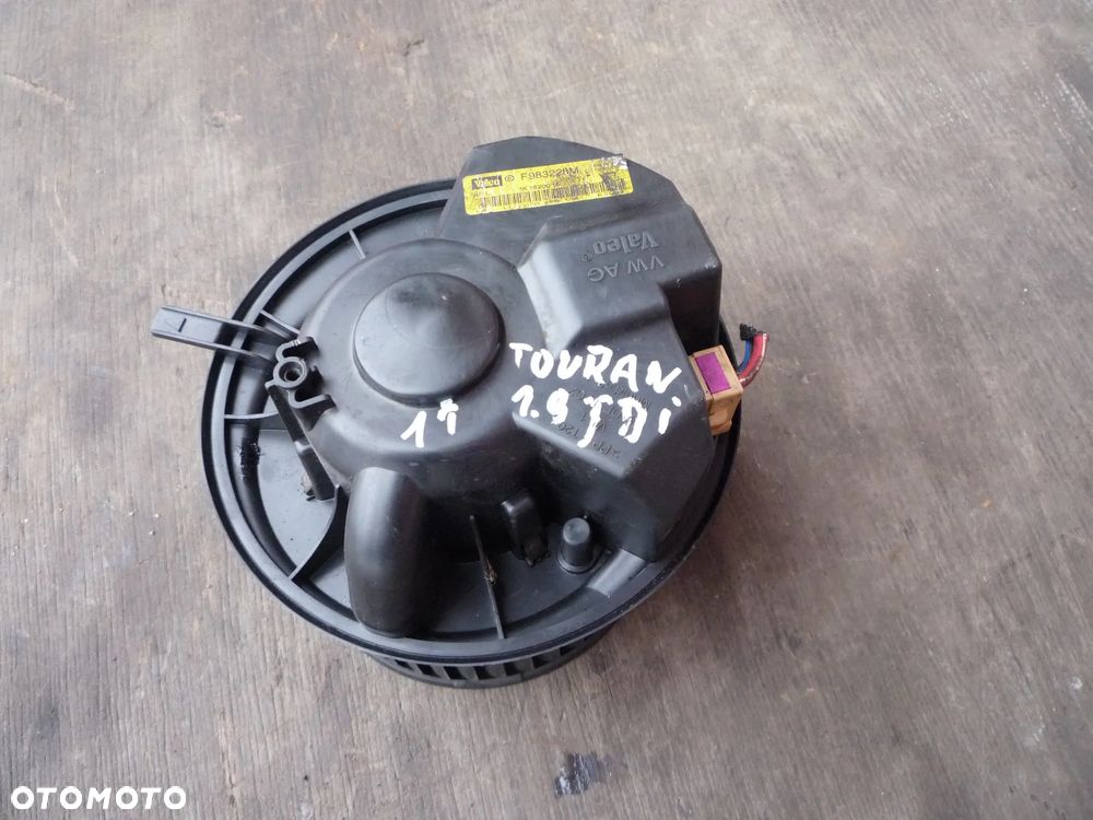 VW TOURAN I DMUCHAWA - 1