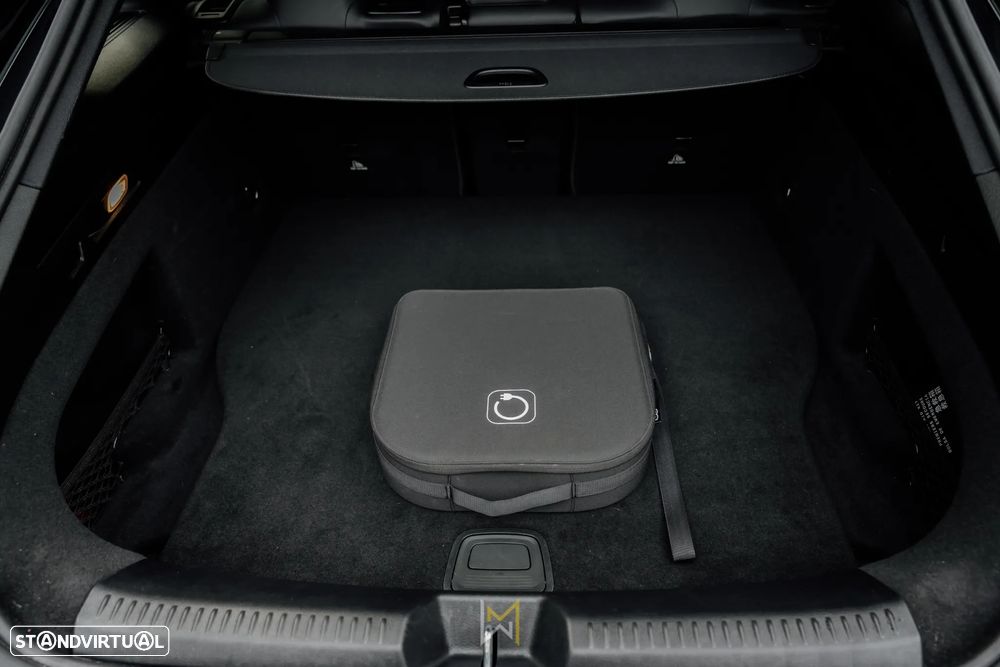 Mercedes-Benz CLA 250 e Shooting Brake AMG Line - 7