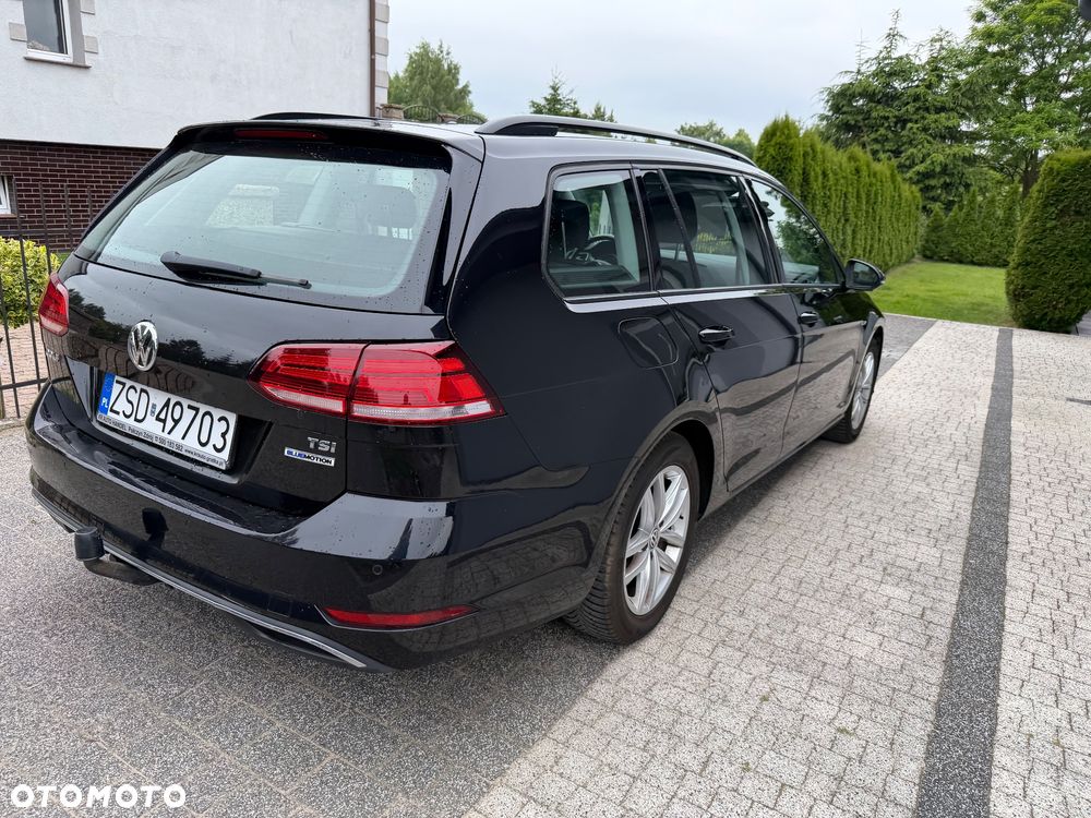 Volkswagen Golf 1.5 TSI BlueMotion ACT DSG Highline - 4