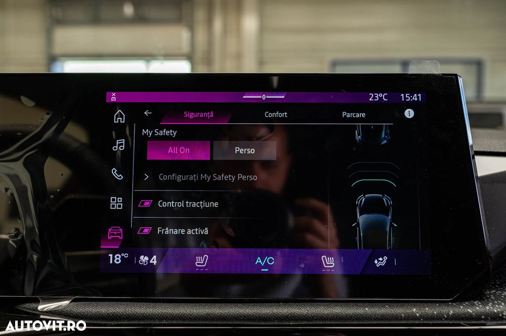 Renault Clio VI E-Tech 160 HEV Esprit Alpine - 32