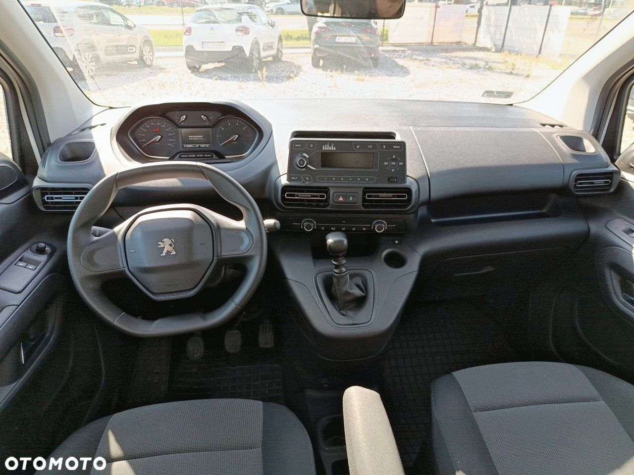 Peugeot Rifter - 8