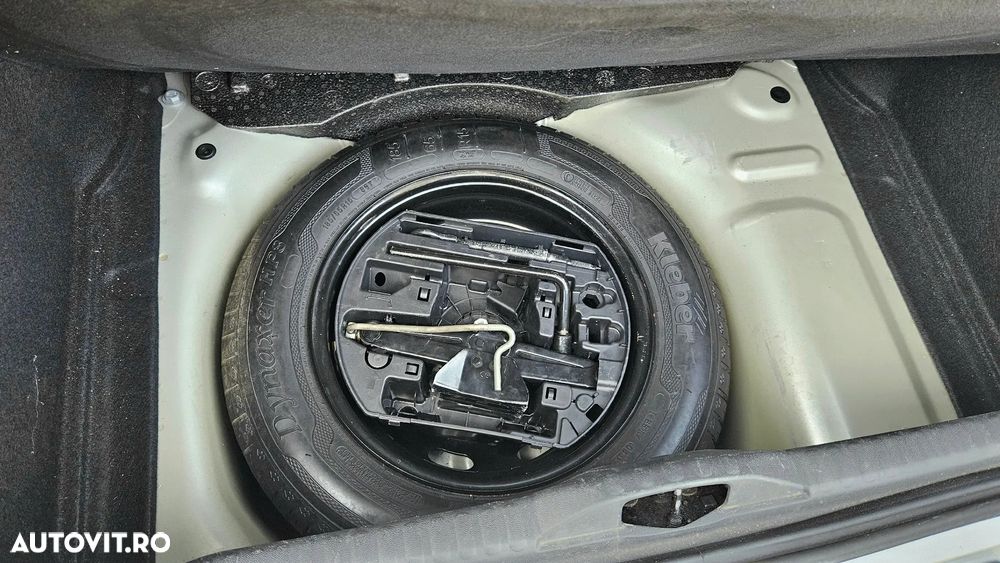 Citroën C3 1.2 PureTech BVM Feel - 18