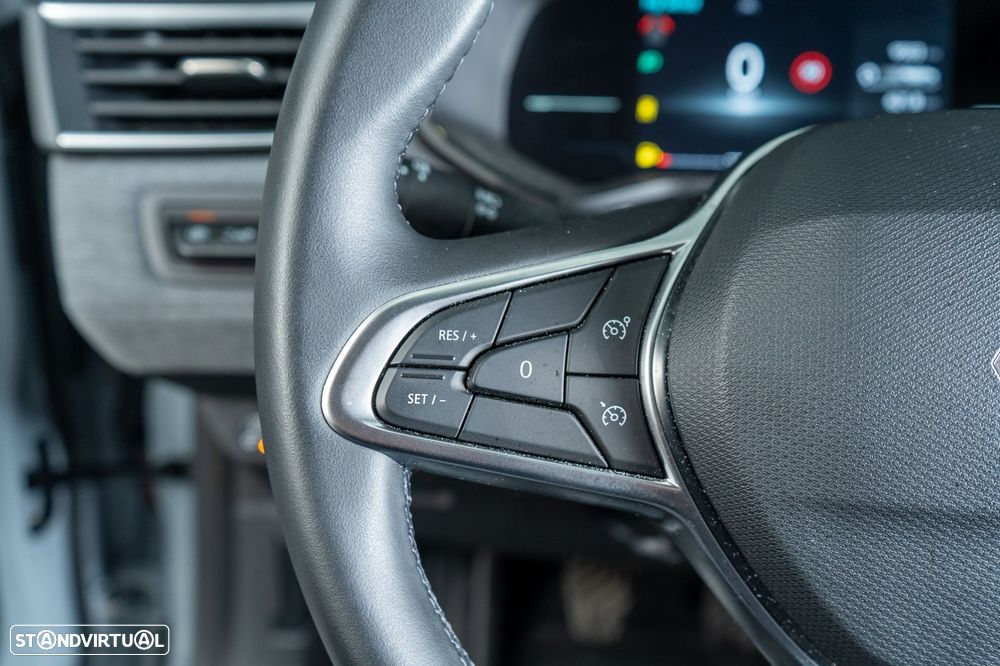 Renault Clio 1.0 TCe Techno Bi-Fuel - 34