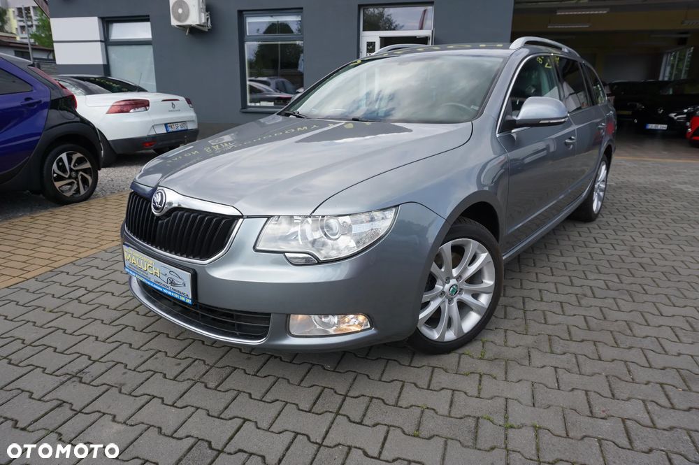 Skoda Superb 2.0 TDI DSG FAMILY - 1
