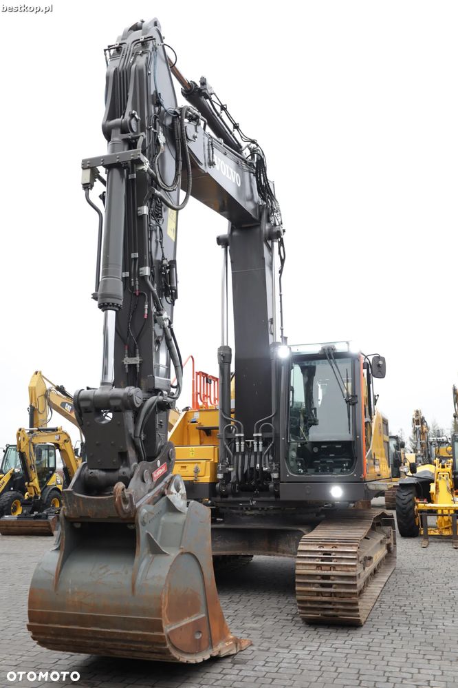 Volvo EC300E NL - 17