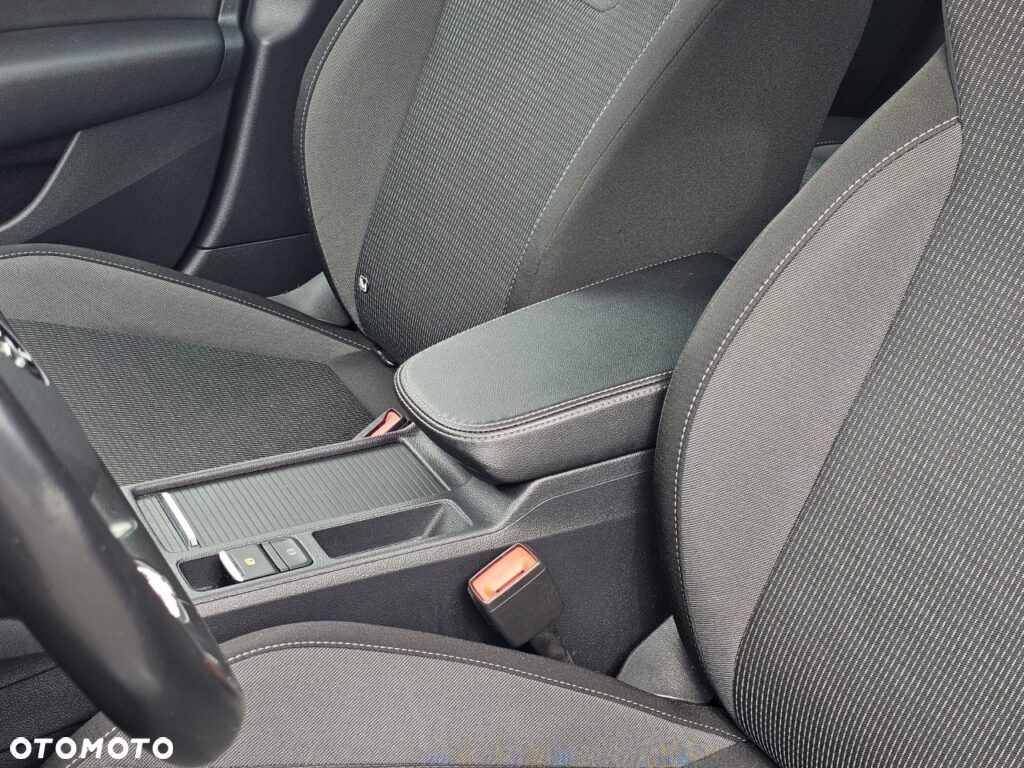 Skoda Octavia 2.0 TDI Ambition DSG - 22