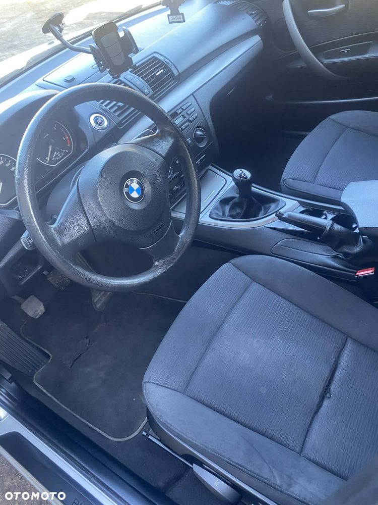 BMW Seria 1 118d DPF - 27