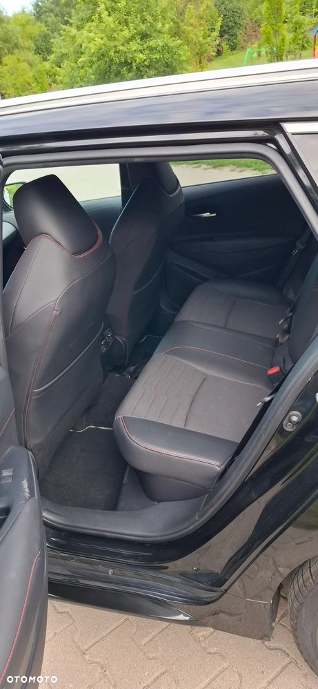 Toyota Corolla 2.0 Hybrid Executive - 15