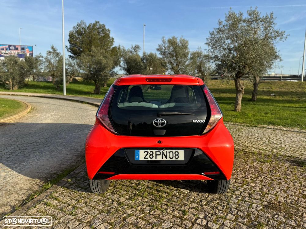 Toyota Aygo 1.0 X-Cite - 6