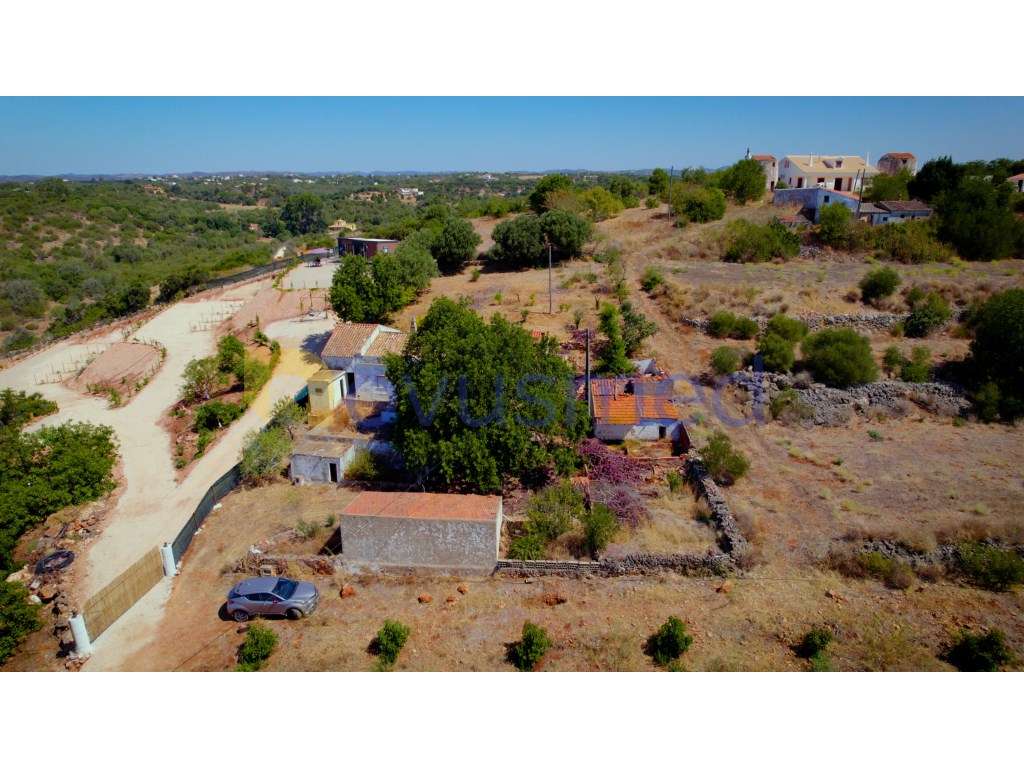 Casa com Projeto Aprovado para Moradia T3 com Piscina | Poço Barret... - Grande imagem: 2/40