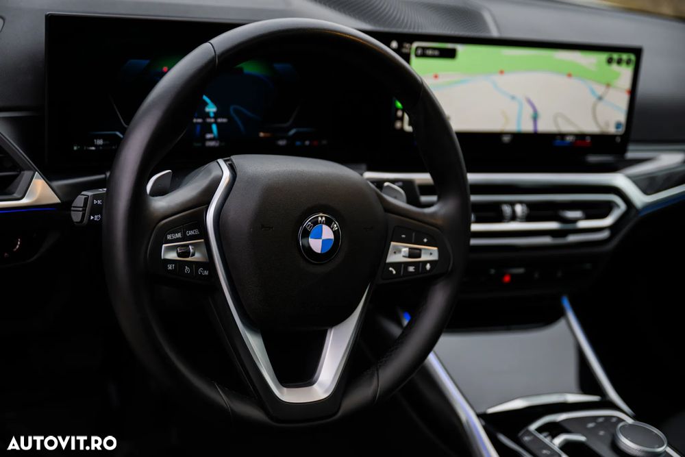 BMW Seria 3 330i xDrive Aut. Sport Line - 26