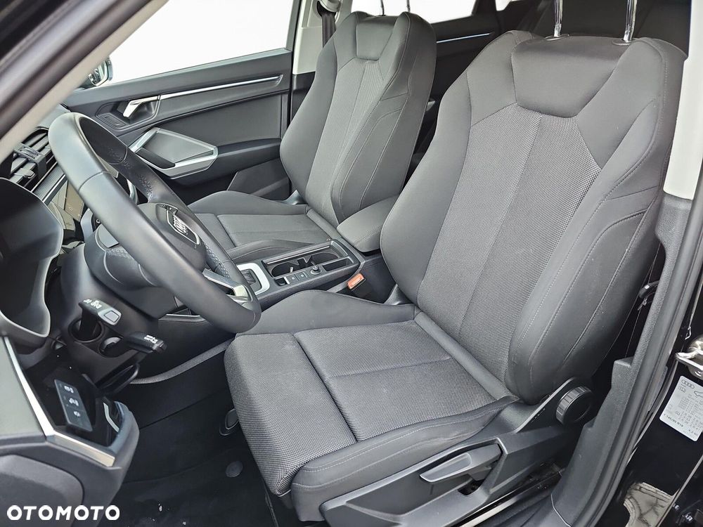Audi Q3 - 11