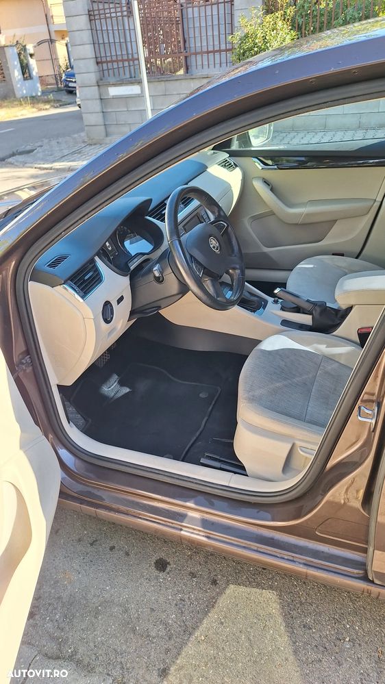 Skoda Octavia - 5