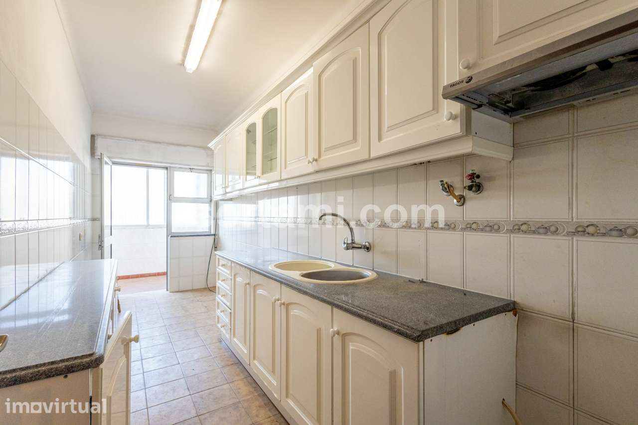 Apartamento T2 Venda em Quarteira,Loulé - Grande imagem: 5/18