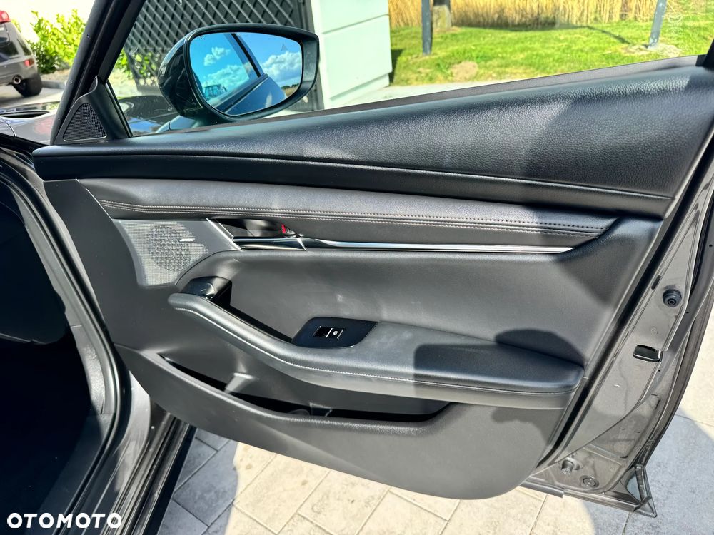 Mazda 3 e-SKYACTIV-G 122 M HYBRID EXCLUSIVE-LINE - 20
