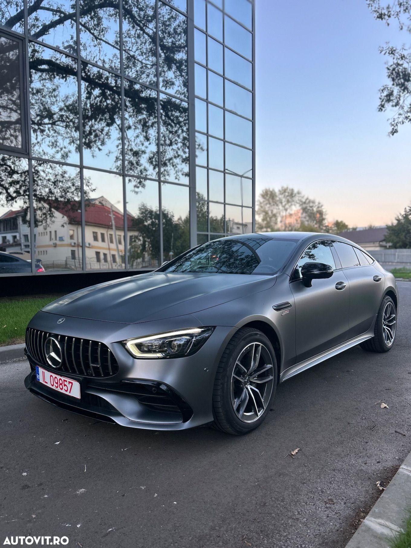 Mercedes-Benz AMG - 1