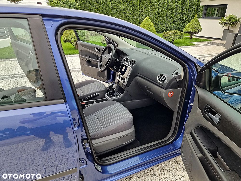 Ford Focus 1.6 16V Fun - 5