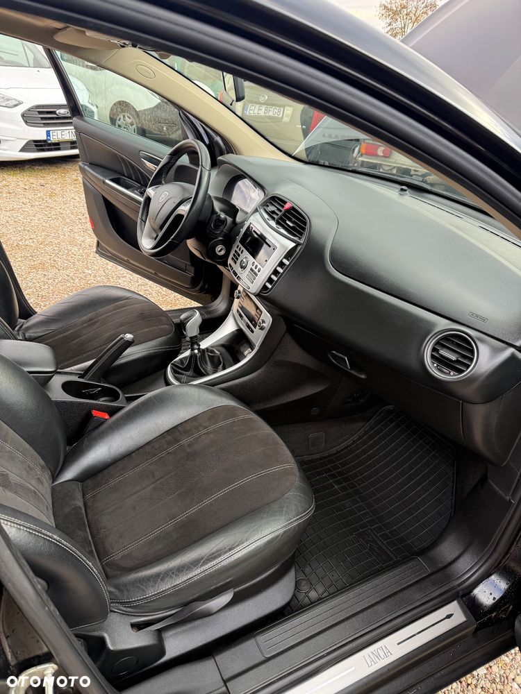 Lancia Delta 1.4 MultiAir16v Oro - 10