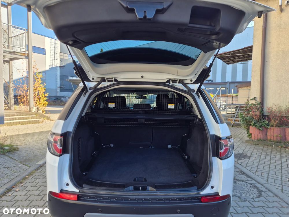 Land Rover Discovery Sport 2.0 D150 - 19