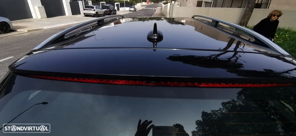 Mercedes-Benz E 250 BlueTEC 4Matic 7G-TRONIC Edition - 47