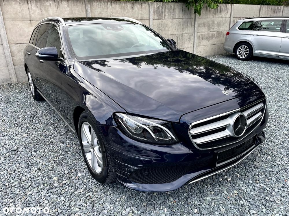 Mercedes-Benz Klasa E 220 d 4Matic 9G-TRONIC Avantgarde - 12
