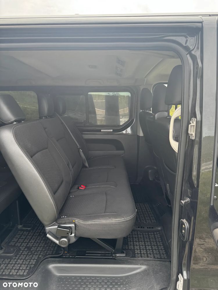 Opel Vivaro - 10