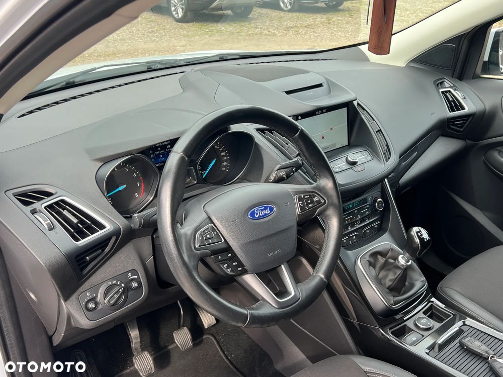 Ford Kuga 1.5 EcoBoost 2x4 SYNC - 16