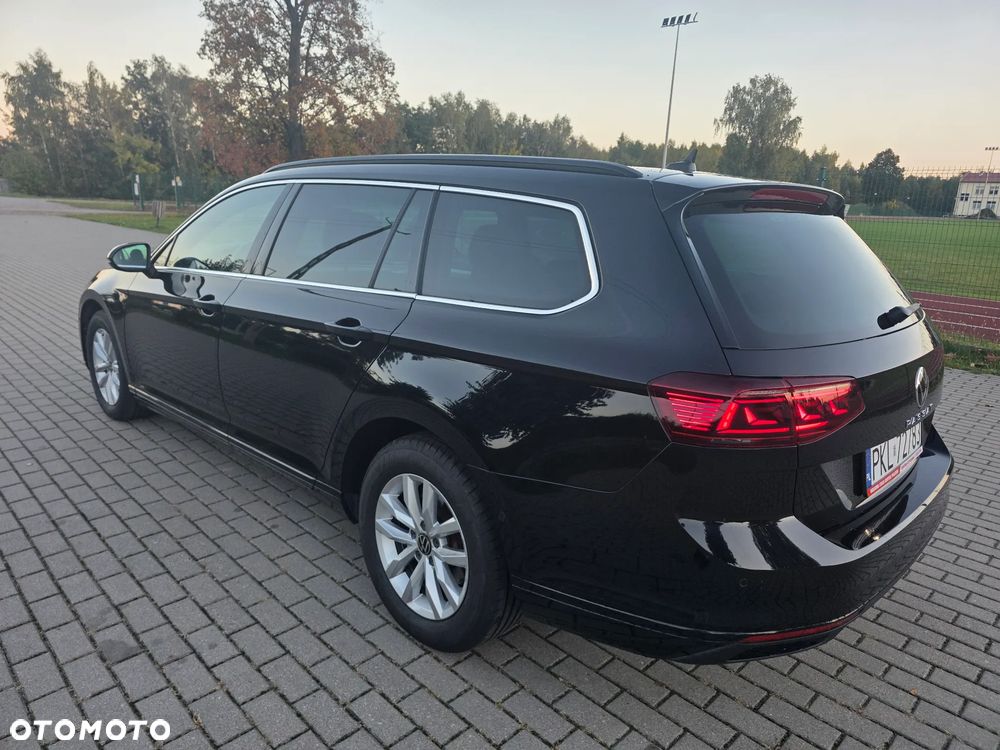 Volkswagen Passat 2.0 TDI SCR Style DSG - 15